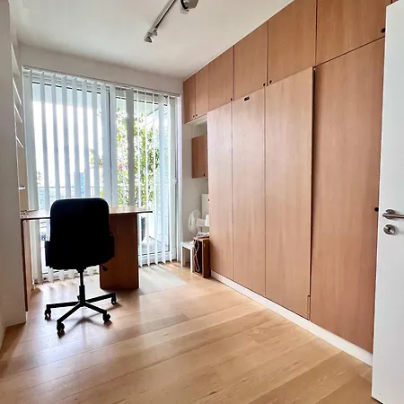 Luxury Skyline Penthouse In 220 M2 Of Elegance