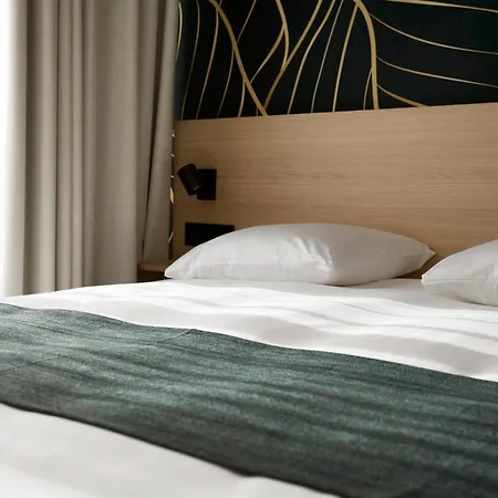 Lägenhetshotell Georges Henri 4*