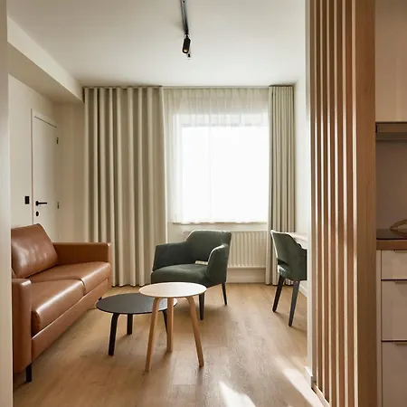 Lägenhetshotell Georges Henri 4*
