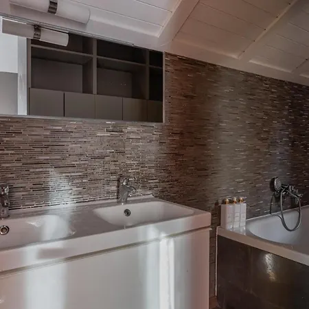 Kweni House * Bruxelles