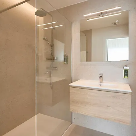 Georges Henri Apartmanhotel *