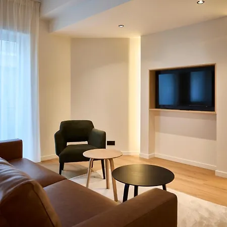 Georges Henri Aparthotel