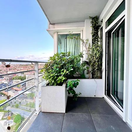 Skyline Penthouse 220 M2 Of Refined Elegance 4* Bruksela