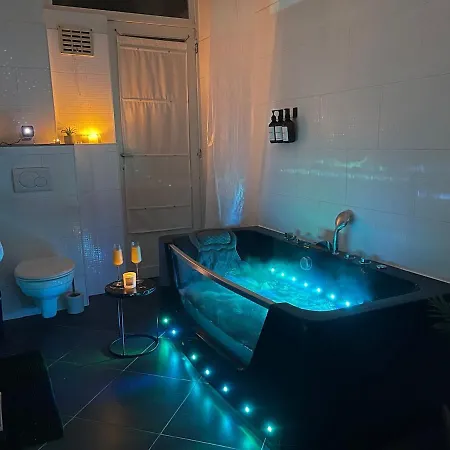 Apartman Beautiful With Jacuzzi
