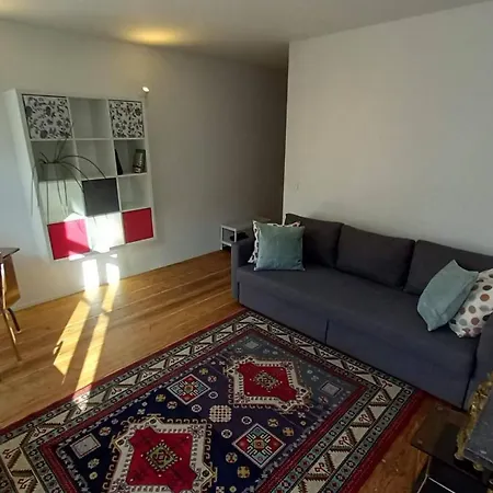 Apartment Charming At Heart Of Brussels-marolles