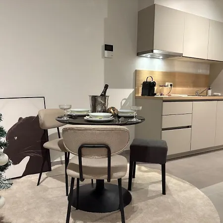 Residentiel A Tour Et Taxi