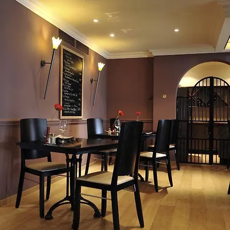 Hotel Mercure Airport