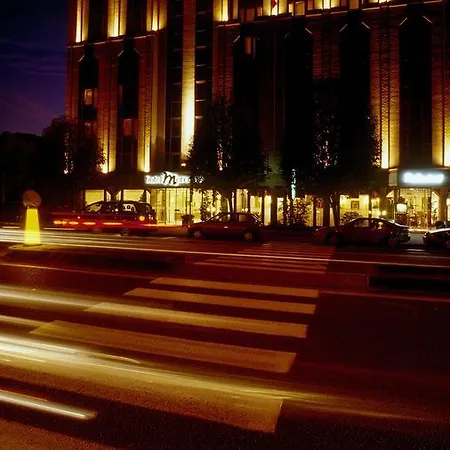 Hotel Mercure Airport 3*