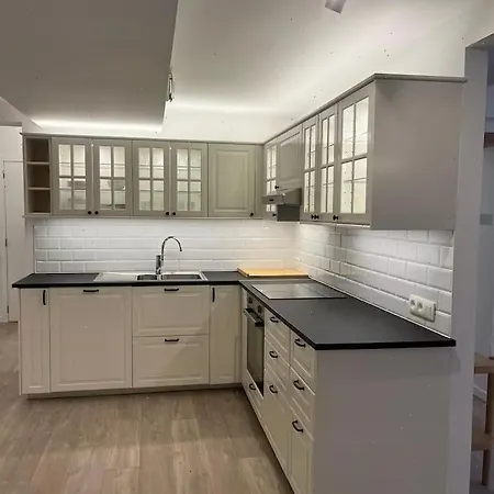 Appartement Large 3-bedroom In