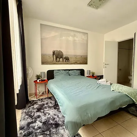 Elegant Close To The European Parliament Lejlighed Bruxelles