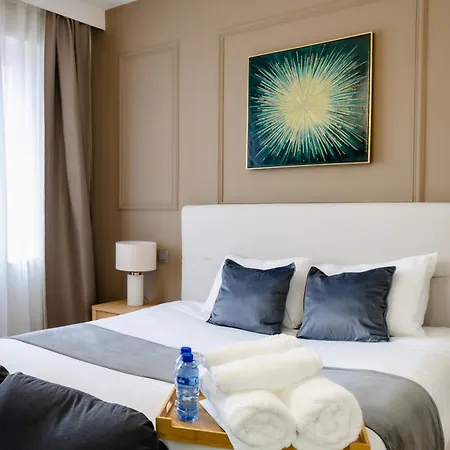 Apartment - Centre-ville - 2min De Metro - 401