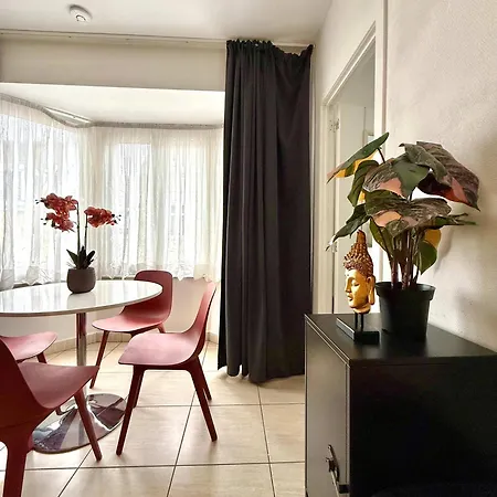 Lejlighed Elegant Close To The European Parliament