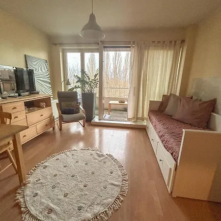 Modern With Garden Terrace Near Eu District Apartment *