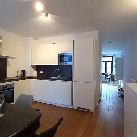 Apartament Charming At Heart Of Brussels-marolles