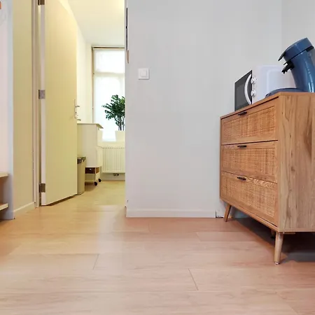 아파트 Cozy Renovated In 브뤼셀