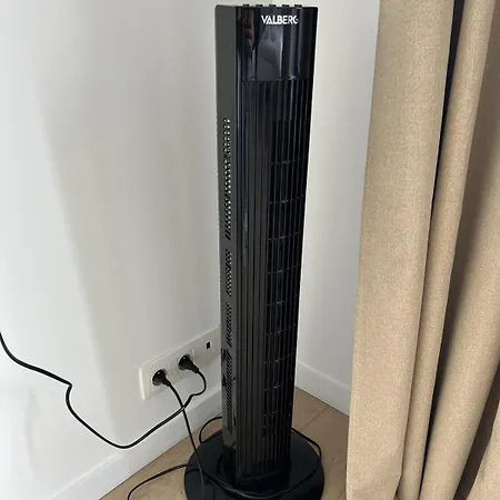 Chic & Bright Near Montgomery * 布鲁塞尔