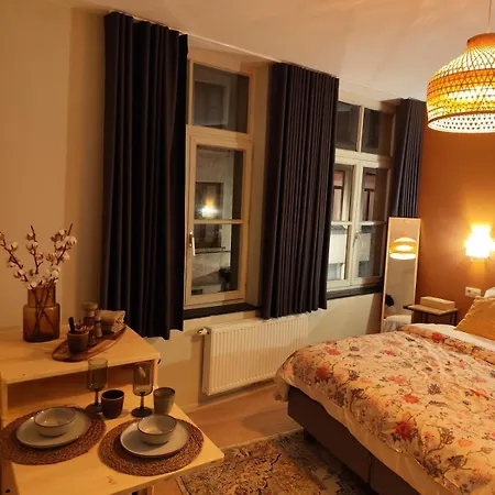 아파트 Cozy Renovated In