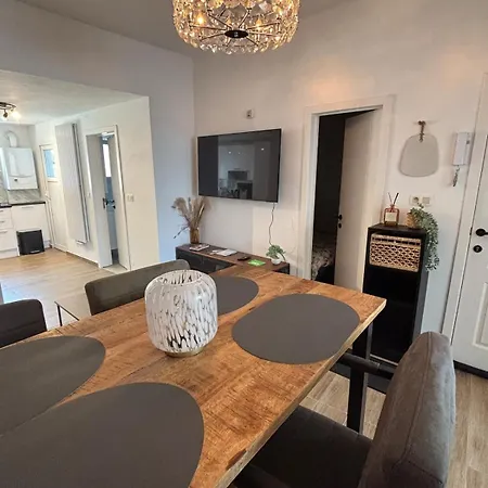Apartman Modern In Brussels, Ground Floor Brüsszel