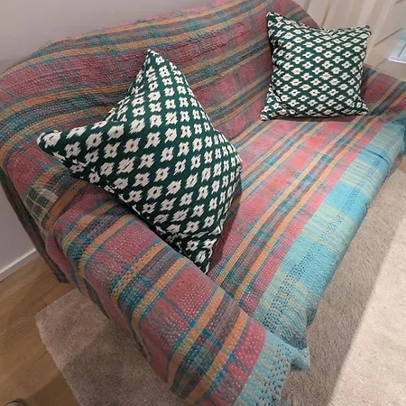 Cozy Nest Basement St Gilles