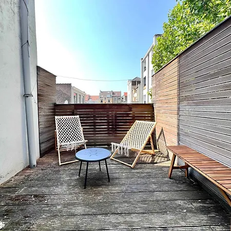 Cosy Family For Up To 9 Guests Near Midi Station Apartment *