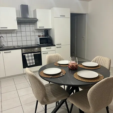 Apartment Modern 1br And Sofa Bed Near Airport Brussels