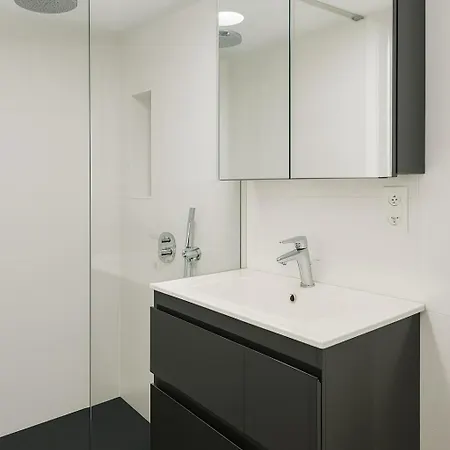 Modern Loft 1br Sofa Bed 10min To Center Appartamento