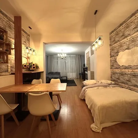 The Cozy Louise Nest *