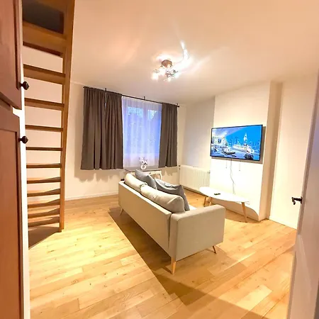Eu District Loft شقة بروكسل