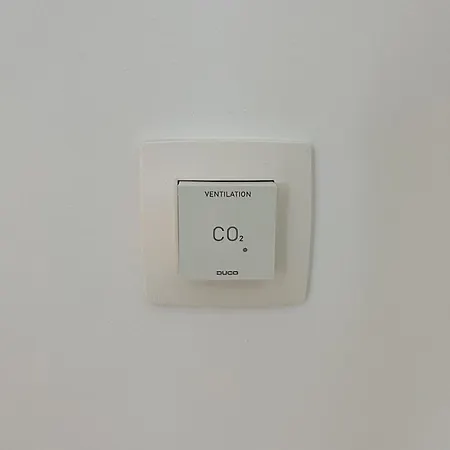 Modern & Elegant Near Montgomery Brüssel