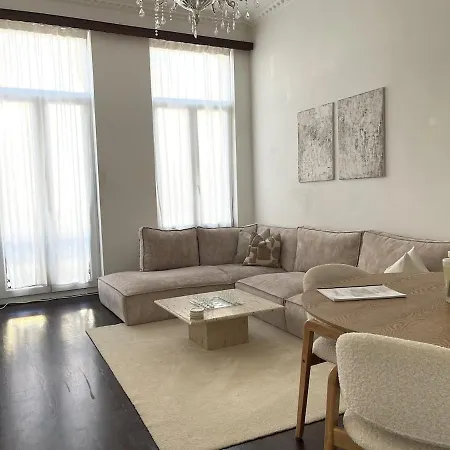 Apartman Beautiful With Jacuzzi Brüsszel