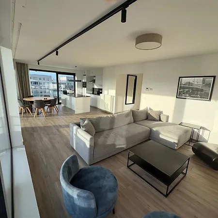 Penthouse Avec Vue Imprenable Sur * Bryssel