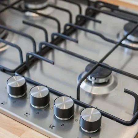 1 Bedroom W Kitchen And Bathroom In Trendy St Gilles アパート ブリュッセル