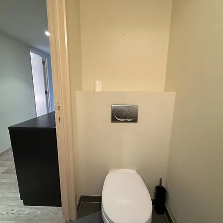 Apartment With 2 Bedrooms - Sleeps 6