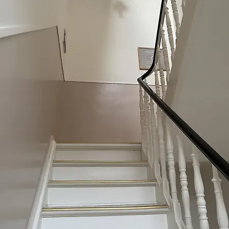 Beautiful With Jacuzzi Brüsszel