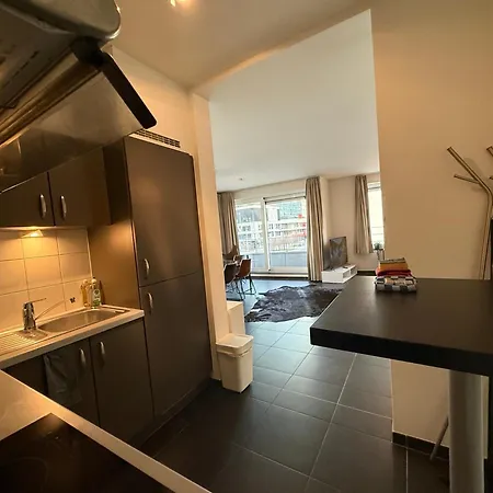 Stunning With 2 Bedrooms - Sleeps 6 Брюссель