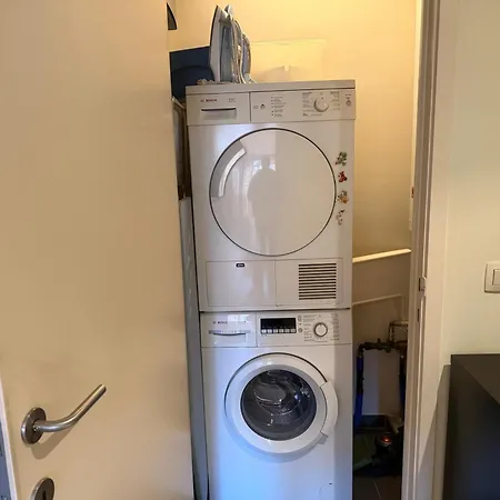 With 2 Bedrooms - Sleeps 6 Apartment *