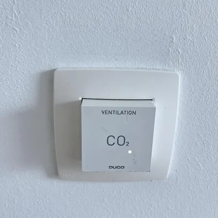 Apartment Chic & Bright Near Montgomery Brussels