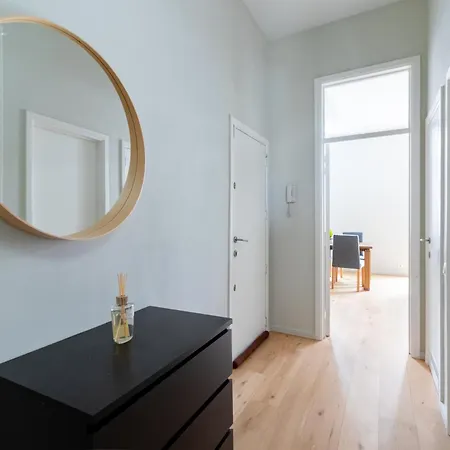 Apartmán Quiet Near European District *