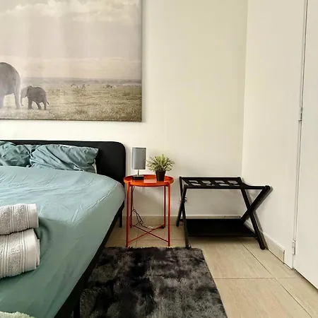 Lejlighed Elegant Close To The European Parliament *