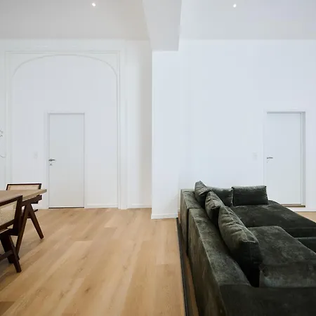 Toison D'or & Saunna *