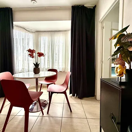 Lejlighed Elegant Close To The European Parliament