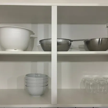 Apartment Modern 1br And Sofa Bed Near Airport *