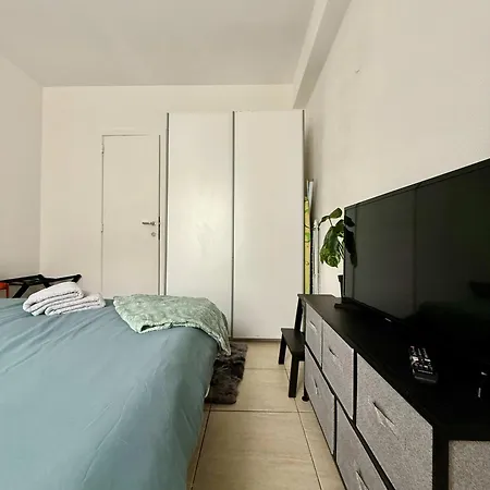 Lejlighed Elegant Close To The European Parliament *