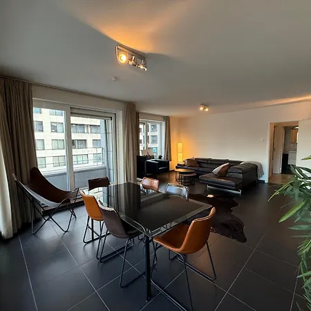 Stunning With 2 Bedrooms - Sleeps 6 * Брюссель