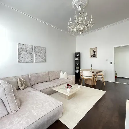 Apartman Beautiful With Jacuzzi *