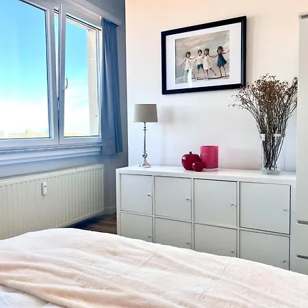 Lovely - Heart Of For 2 View Over The Brüssel