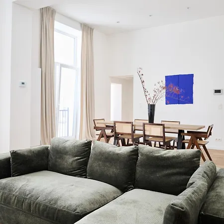 Toison D'or & Saunna 2 Appartamento