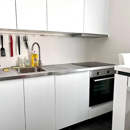 Chic Heart Of The With Balcony Apartment Brüssel