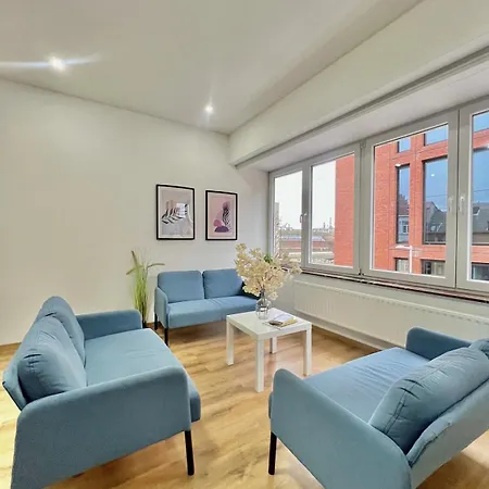 아파트 Spacious For 6 Near Center Of 브뤼셀