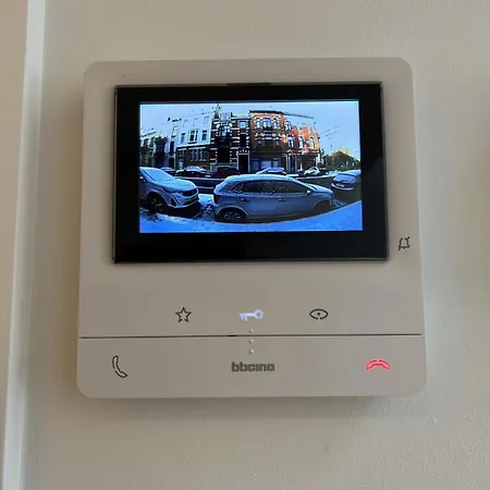 Chic & Bright Near Montgomery Brussels